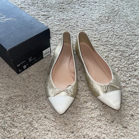 J.Crew Gemma Cap-toe Flats in Metallic Gold Sz 8.5 Gently Loved w/Box - Picture 6 of 12